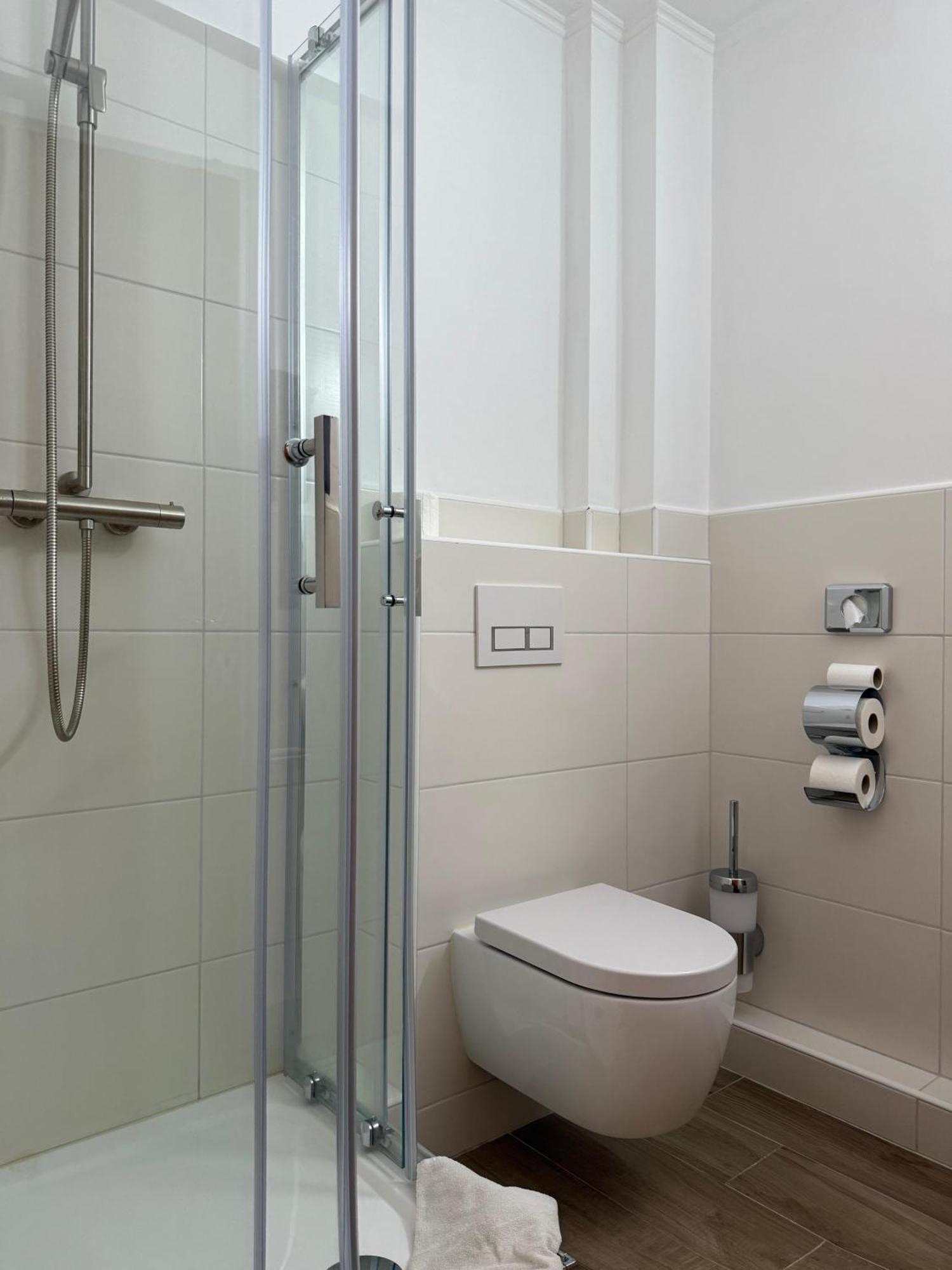 Hotel Up'N Diek Dangast Ngoại thất bức ảnh